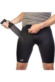 McDavid Super Cross Compression Short with Hip Spica : : Sports &  Outdoors