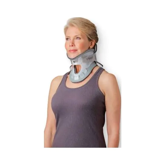 protect.Collar soft support for the cervical spine from medi