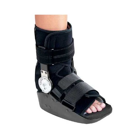 Donjoy MaxTrax ROM Ankle Walker